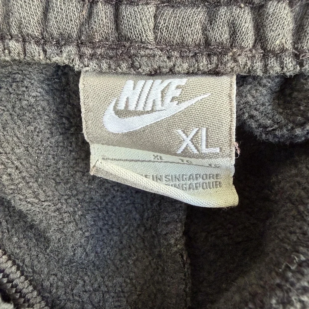 Nike Sweatpants Mens XL Gray Fleece Elastic Waist Drawstring Pockets Athletic